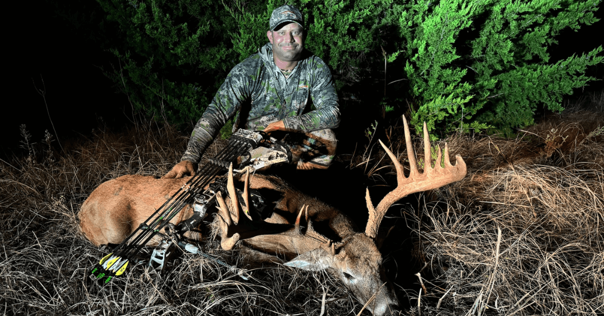 The Story of Bruce Willis’ Big Buck Featured Image