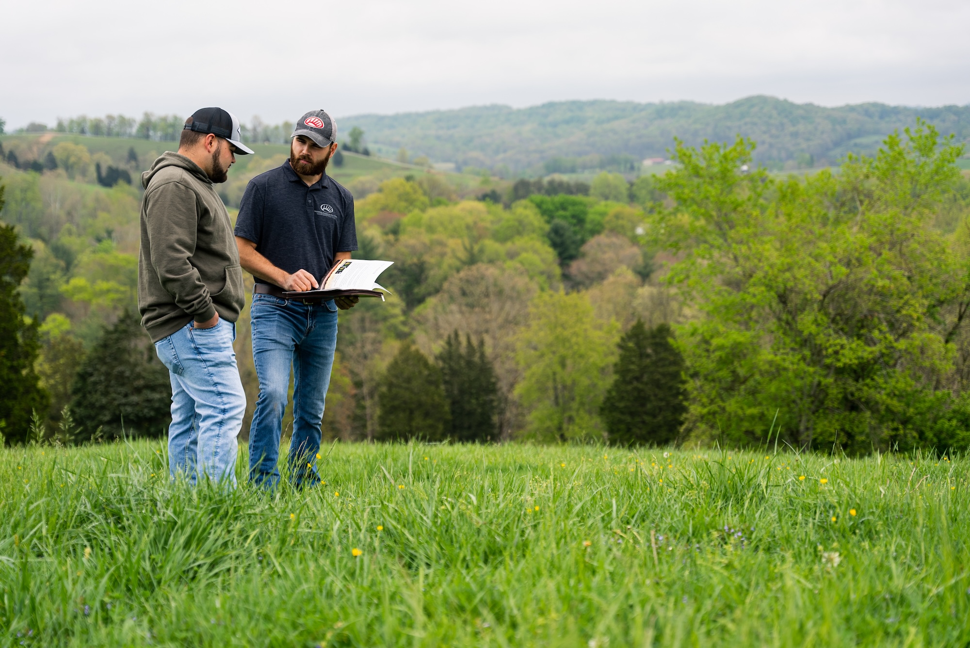 Featured Image for 8 Things to Consider When Buying Land